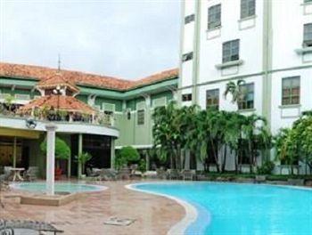 Holiday Hotel Phnom Penh Eksteriør bilde