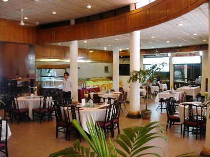 Holiday Hotel Phnom Penh Eksteriør bilde