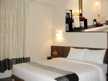 Holiday Hotel Phnom Penh Eksteriør bilde